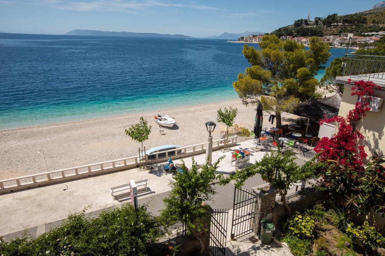 פודגורה Beach Front Apartment מראה חיצוני תמונה
